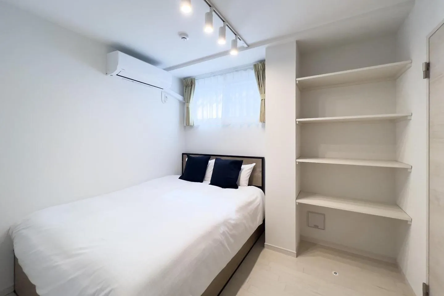 Toggle Bunkyo Korakuen Apartment Tokyo
